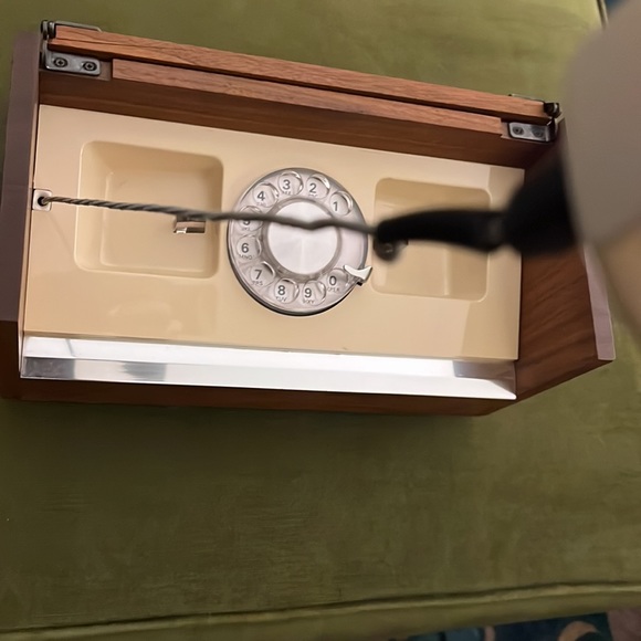 Vintage Rotary Stowawy phone made by Western Electric - Picture 9 of 10